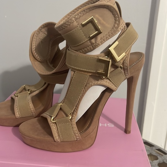 Show Repelica LA Keenan Women’s size 7 Heels 👠 - Picture 3 of 10
